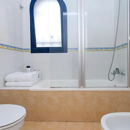 Meloneras Suites ميلونيذاس